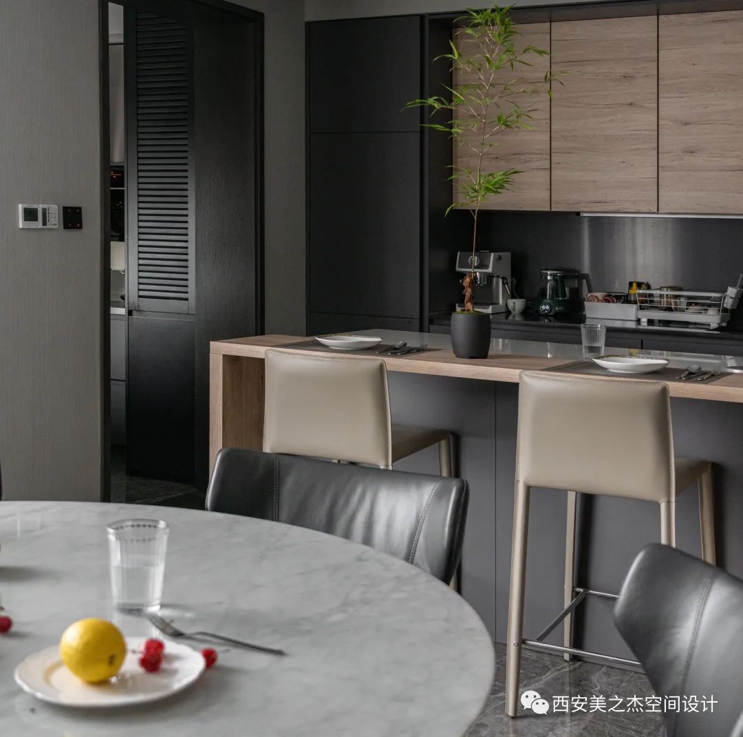 西安莱安逸珲 300 平现代简约之家丨中国西安丨M&J 美之杰-24