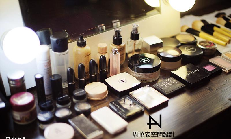 李公堤周周彩妆店-62