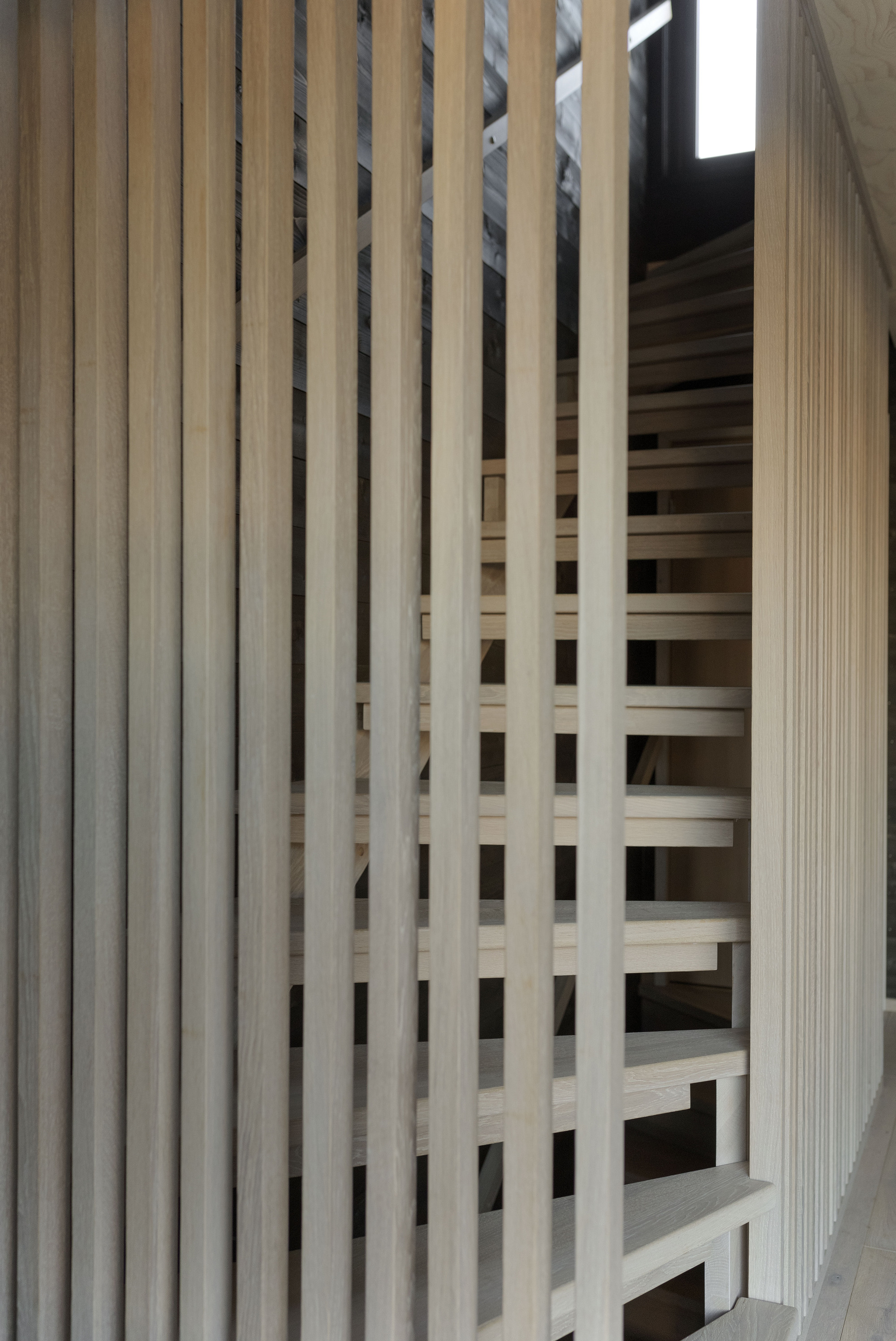 挪威海滨小镇的木质生活 | ABC Street House-21