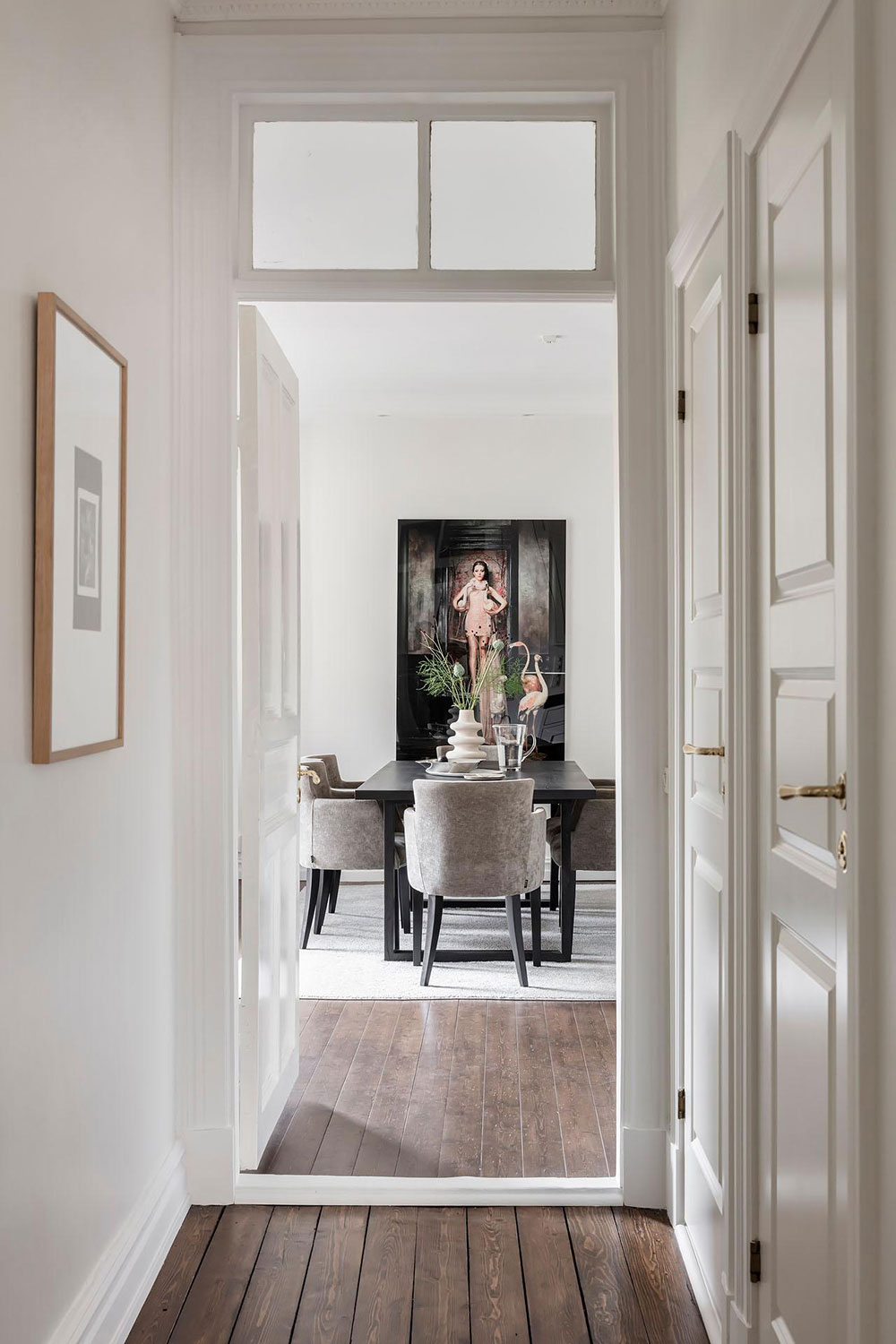 优雅神秘的斯堪的纳维亚风格公寓-22