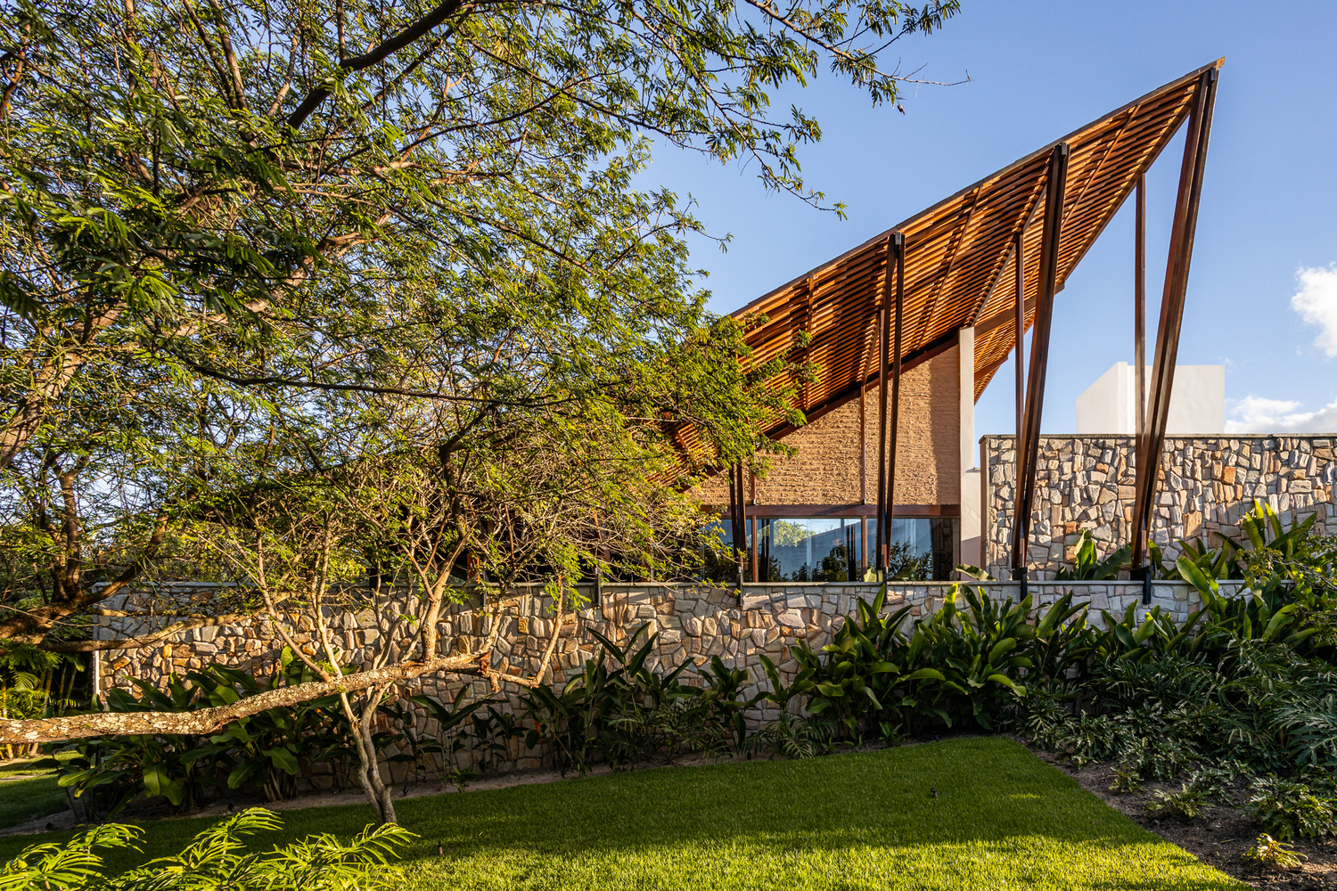 巴西 Discreet House丨jirau-41