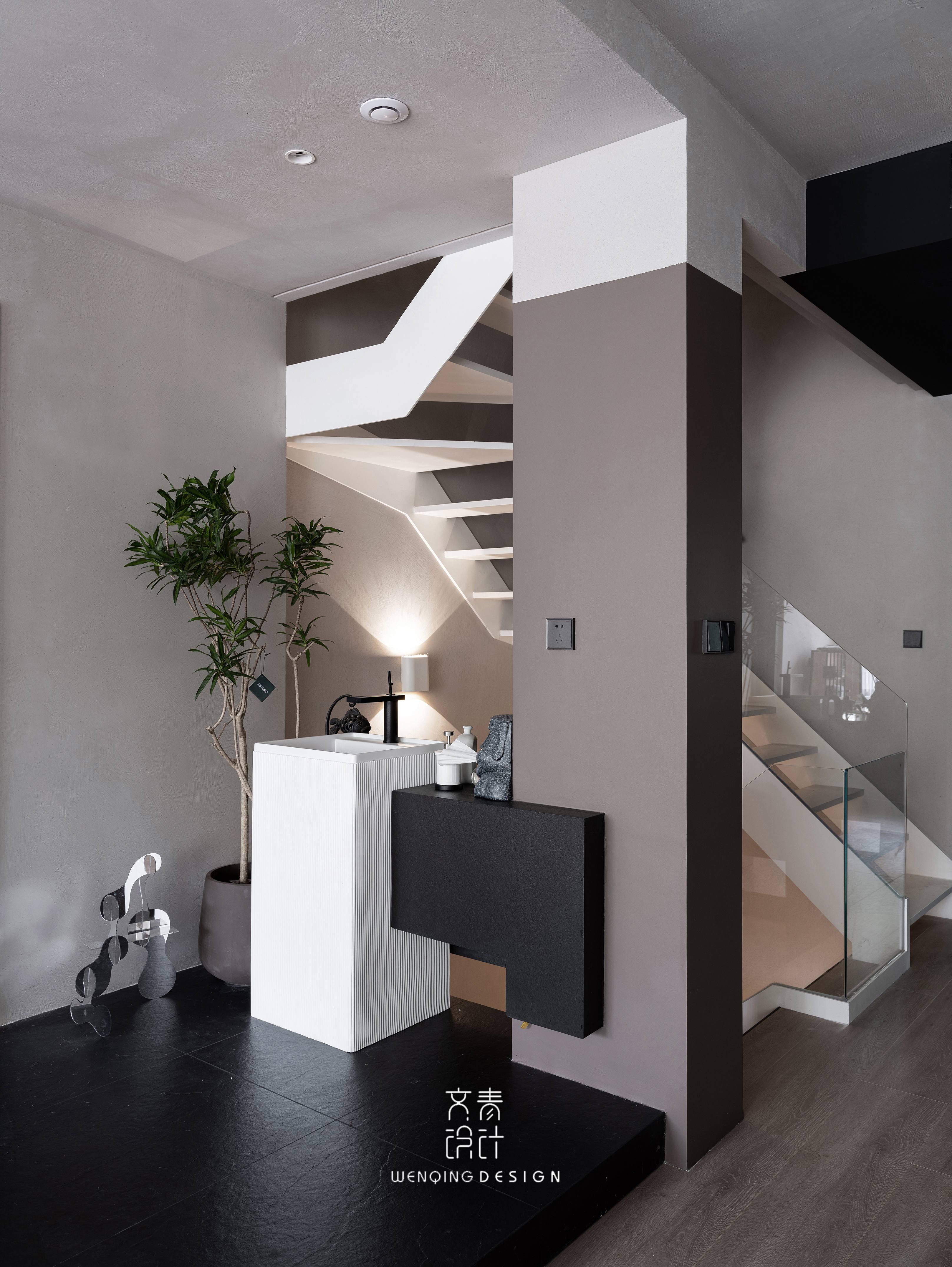 极简主义下的多彩地下室设计-26