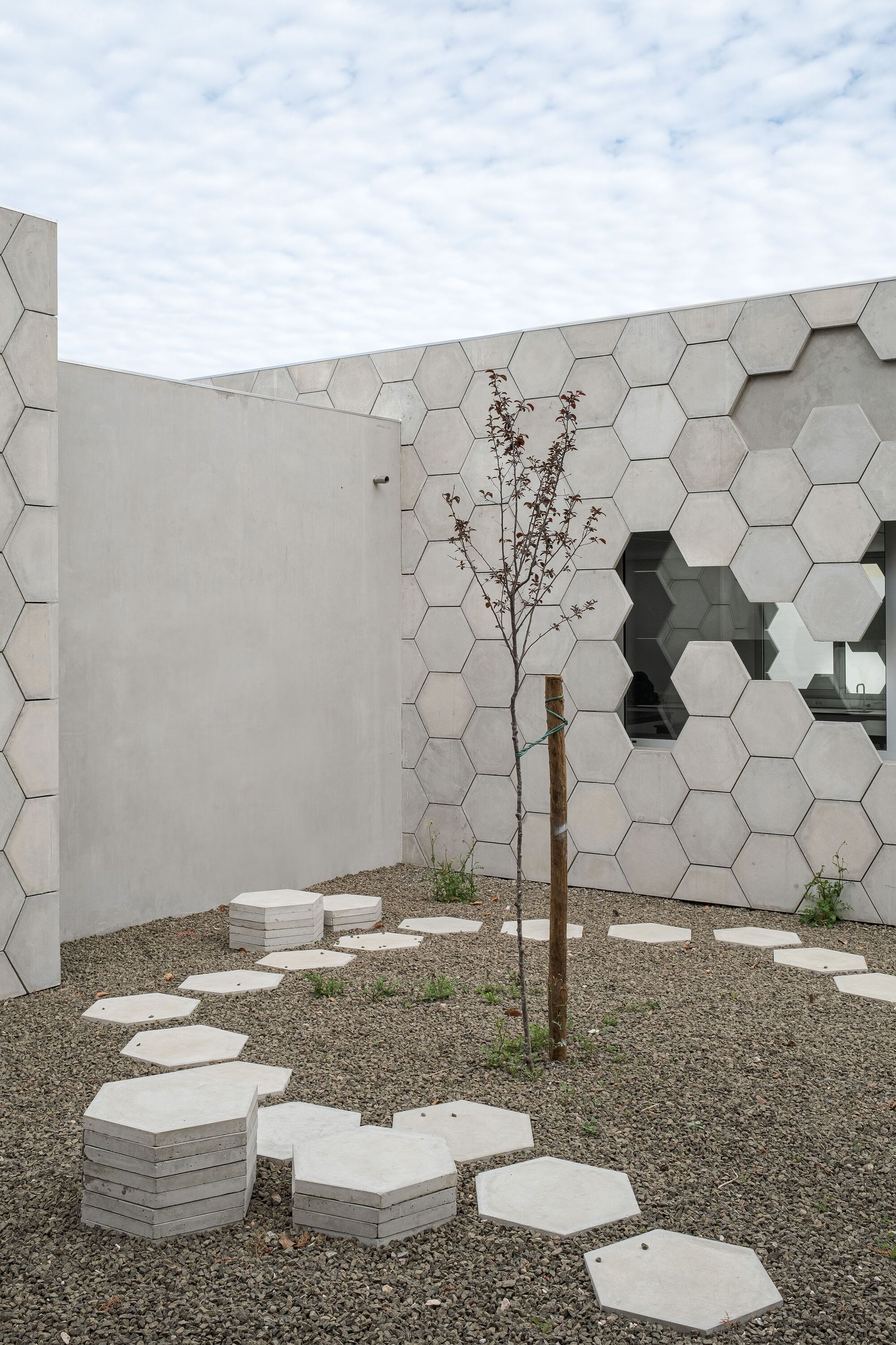 Matilde Rosa Araújo 中小学实验室丨葡萄牙丨GGLL 工作室-20