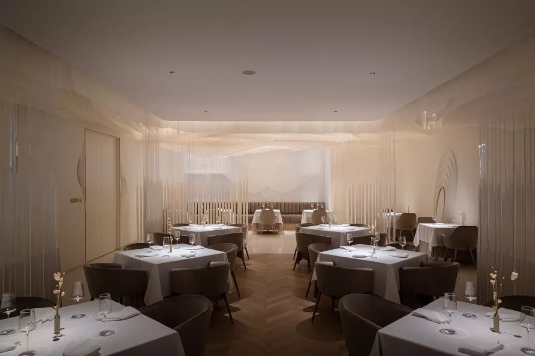 北京高端法式餐厅“La chansonnière 蘭颂”设计解析-33