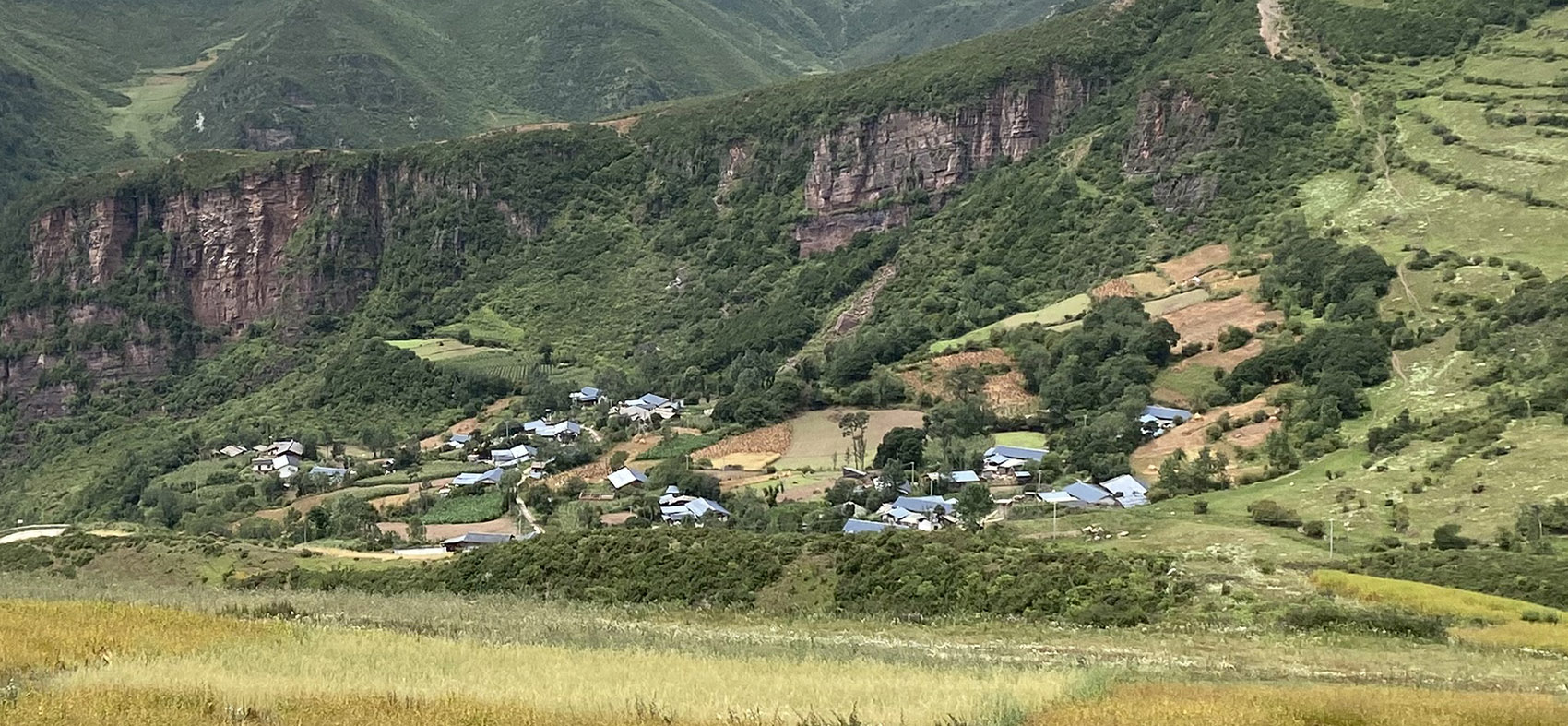 燕麦地安置住区丨中国凉山丨研筑舍建筑设计工作室-11
