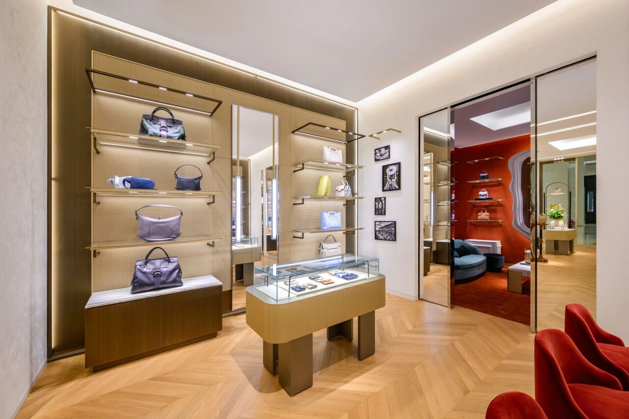 新作｜德尔沃Delvaux亚洲精品店   Vudafieri Saverino Partners-26