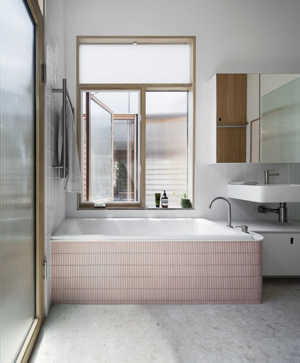 Life Cycle（生生不息,家与自然共生）-25