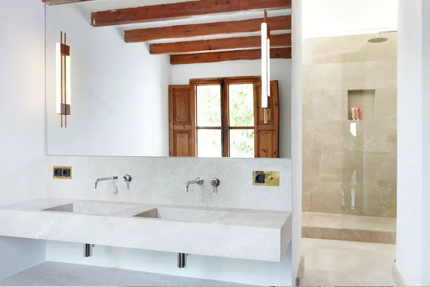 明亮设计打造温馨西班牙海岛住宅-12