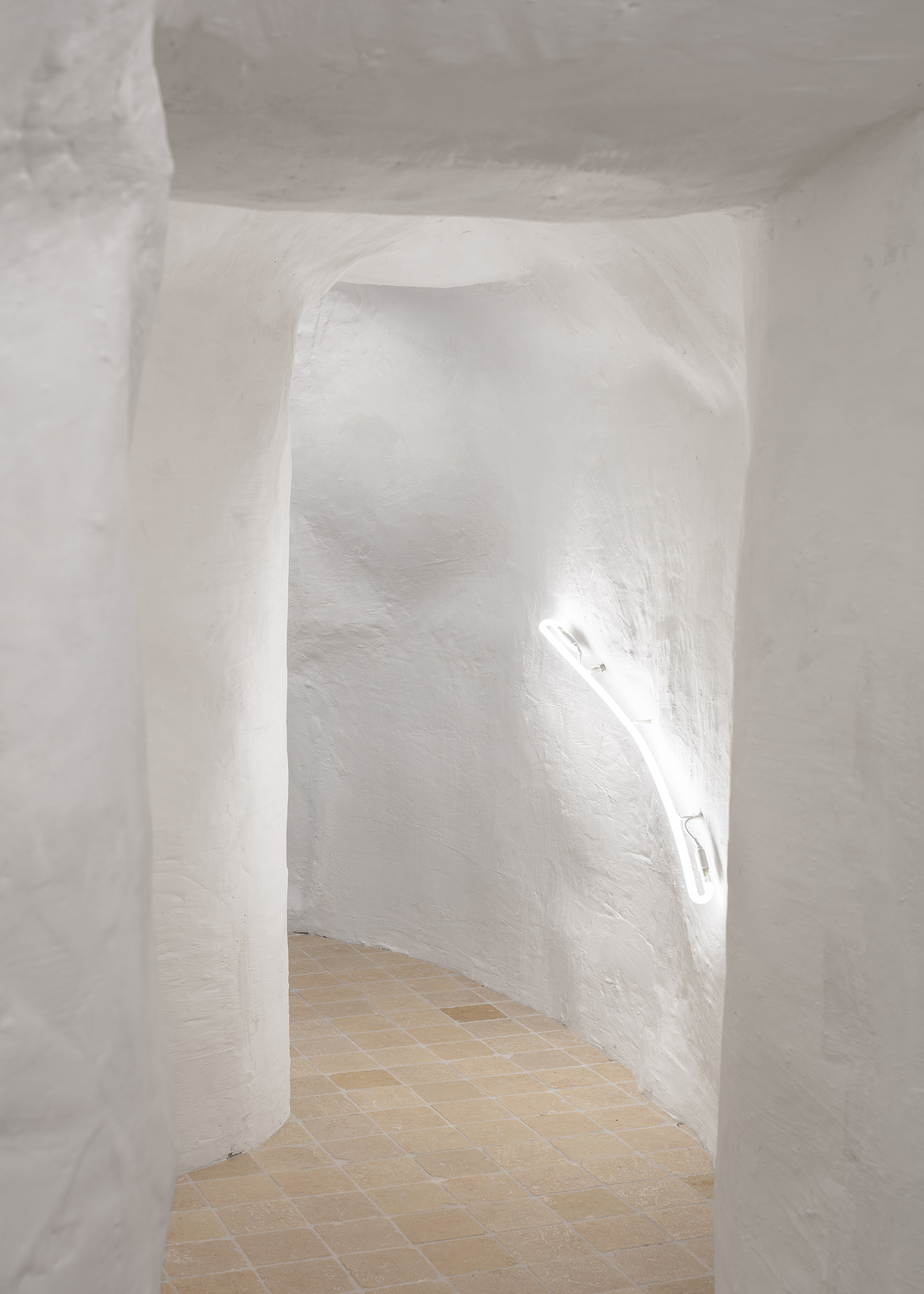 Selenite Dreams 临时展览丨瑞士丨BUREAU-14