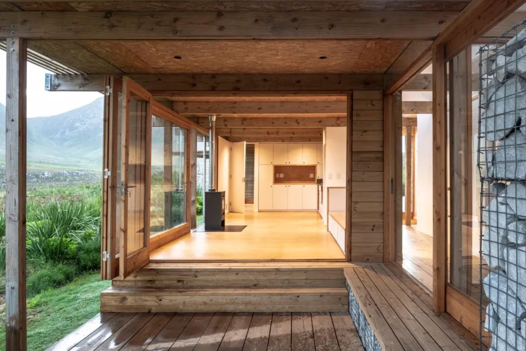 南非 Kogelberg 小屋 | 融入自然景观的迭代设计-21