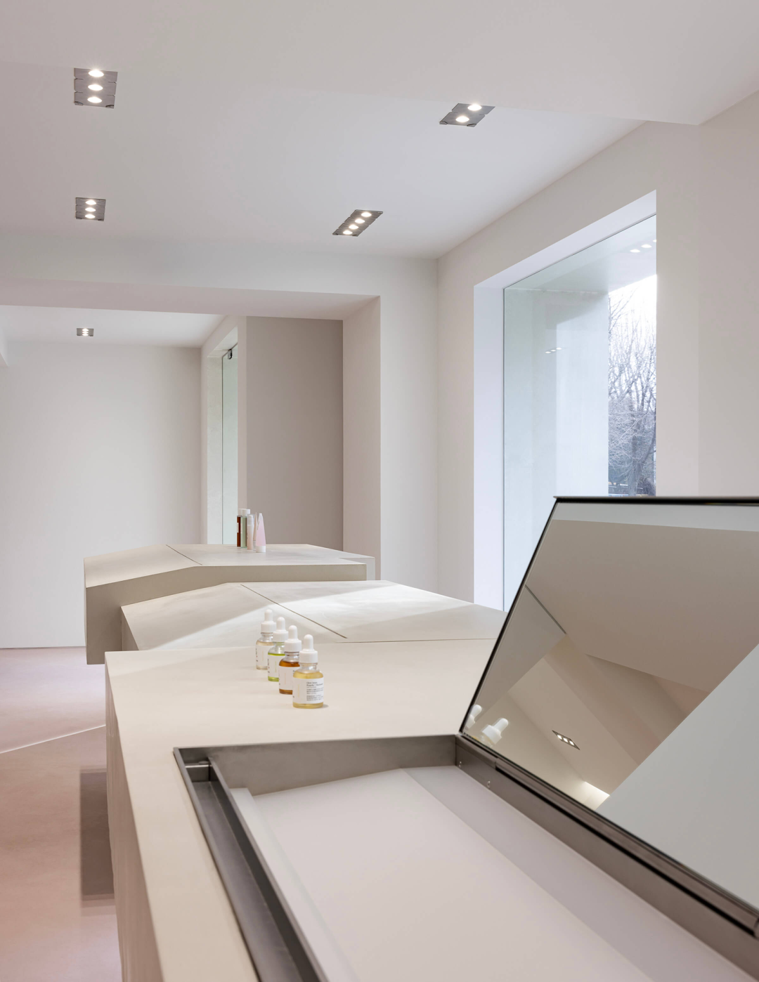 韩国  Creative Studio Unravel 10 个先锋设计 -142