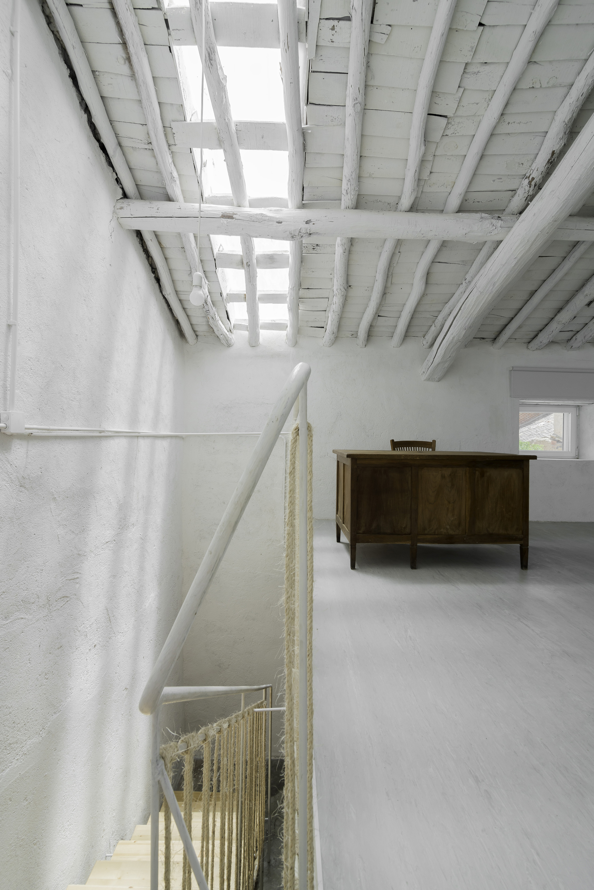 Barn Rehabilitation in a House / G+F Arquitectos-41