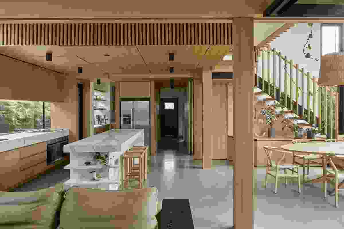 
    
    
      Timber-Lantern House by mcmahon and nerlich | ArchitectureAu

    
    
  -3