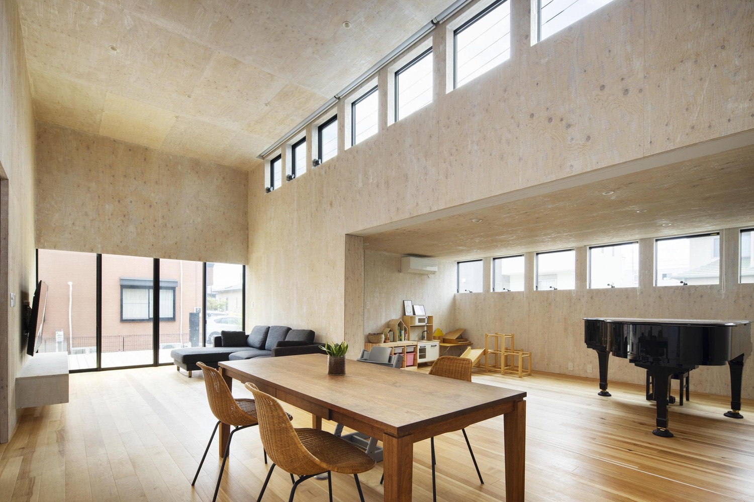 对称简约的日本 HOUSE·W 住宅-19