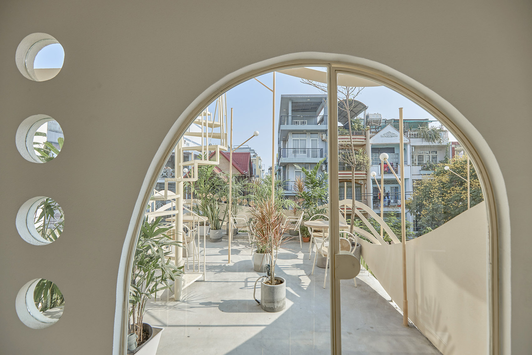 September 咖啡厅 2 号店丨越南胡志明市丨Red5studio + Ben Decor-101