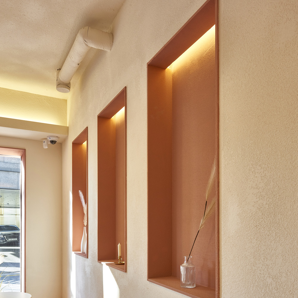 13 坪水原咖啡厅，粉红外观点亮空间设计-20