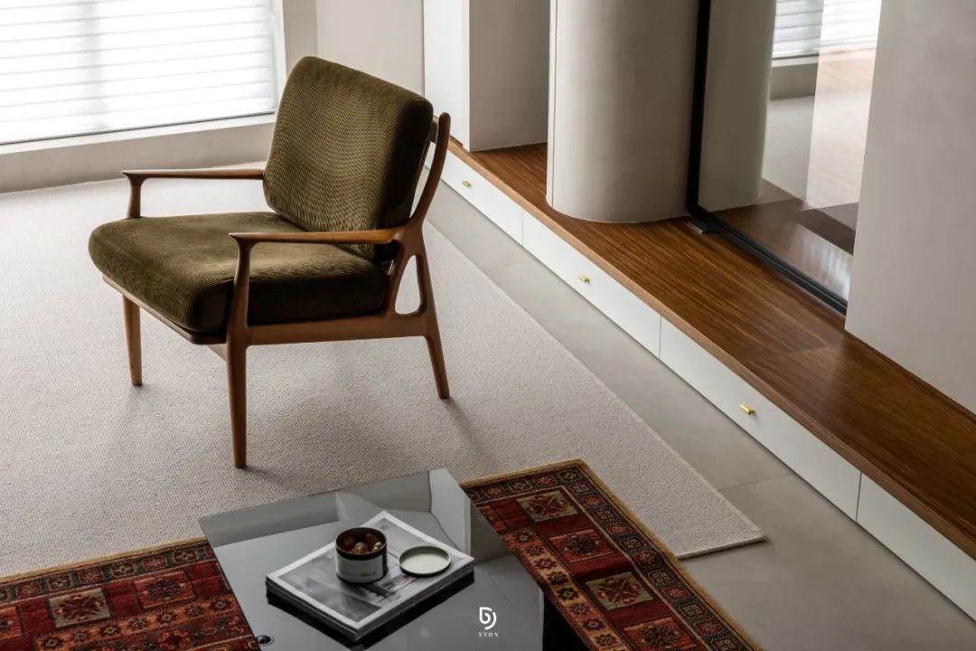 流动的治愈之家 · 杭州治愈系住宅设计丨中国杭州丨穆汖-1