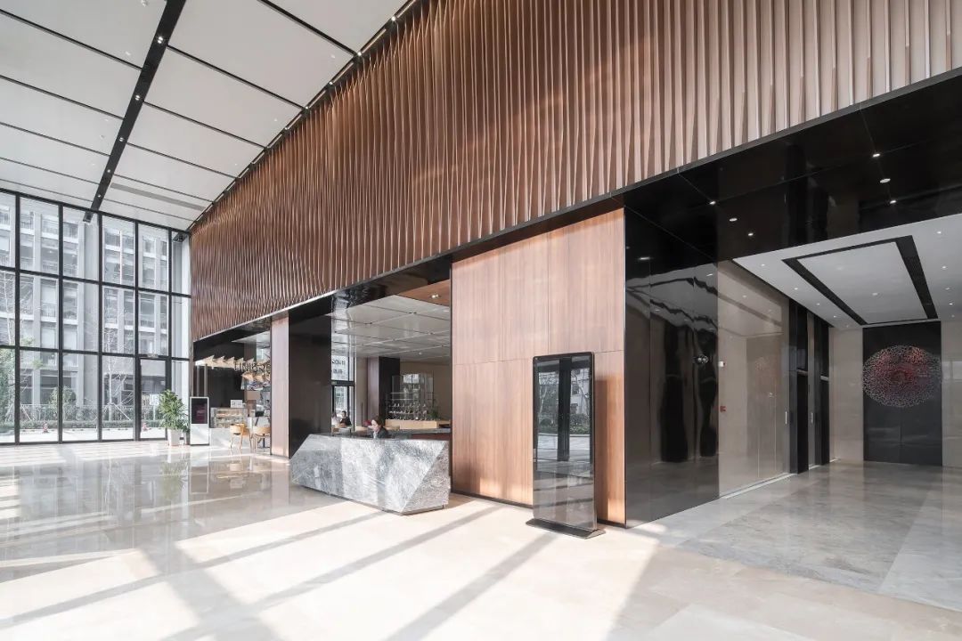 螺旋阳台办公空间，连接室内外的创意设计-18