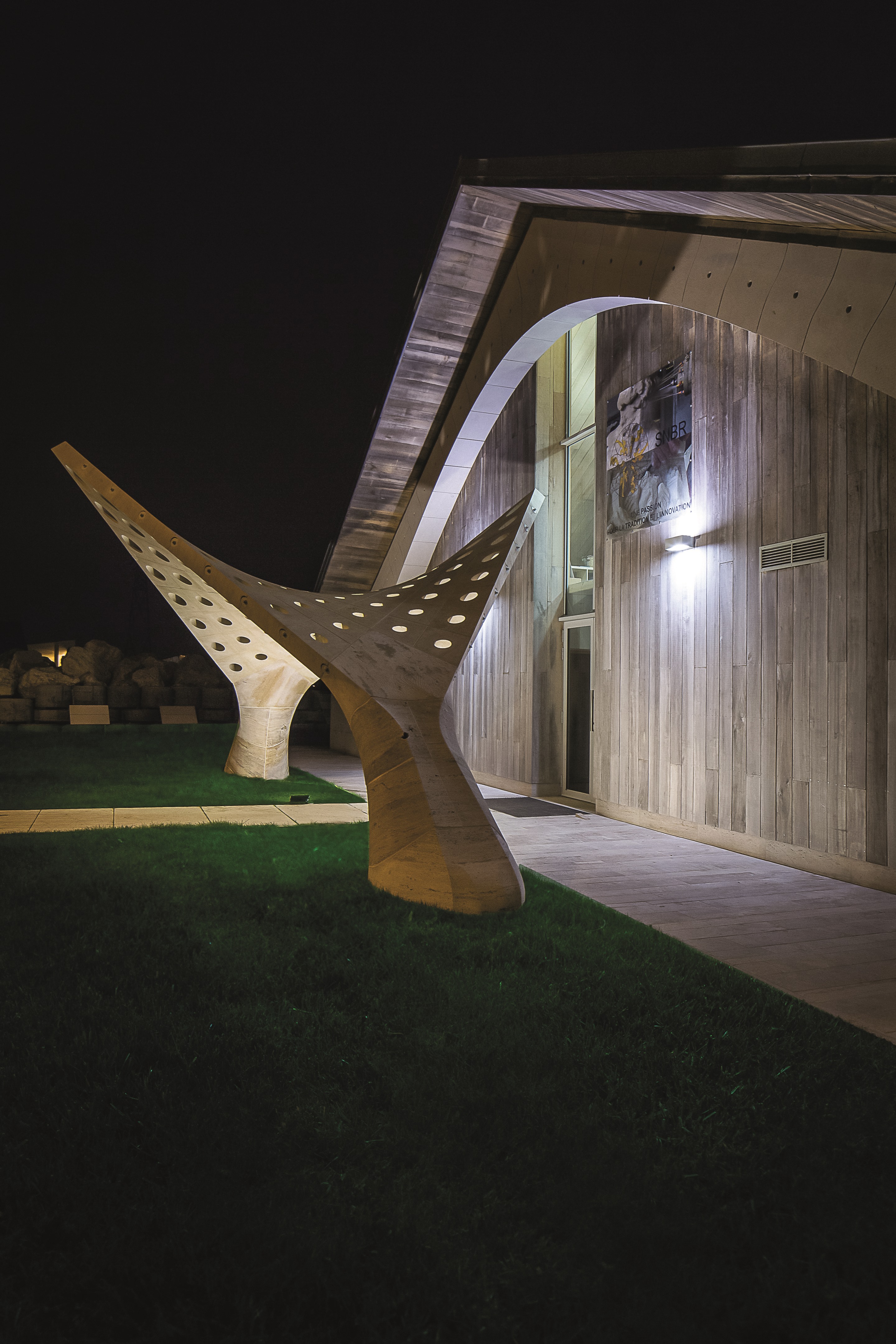 创新石拱结构，打造环保办公空间-15