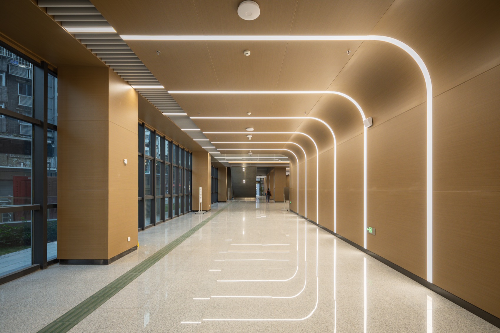 广州中山八路交通换乘枢纽综合开发项目丨中国广州丨华南理工大学建筑设计研究院有限公司孙一民工作室-86