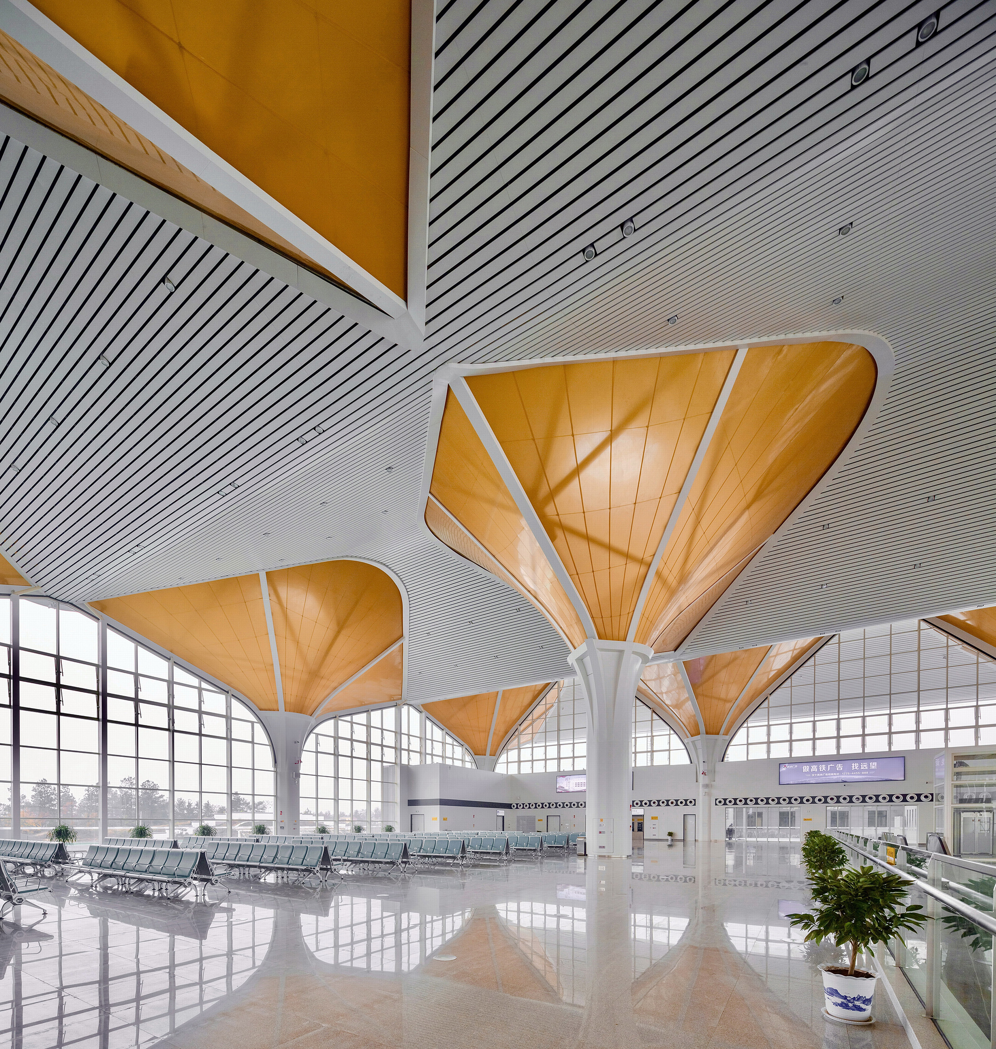 汉十高铁随州南站丨中国随州丨中南建筑设计院-43