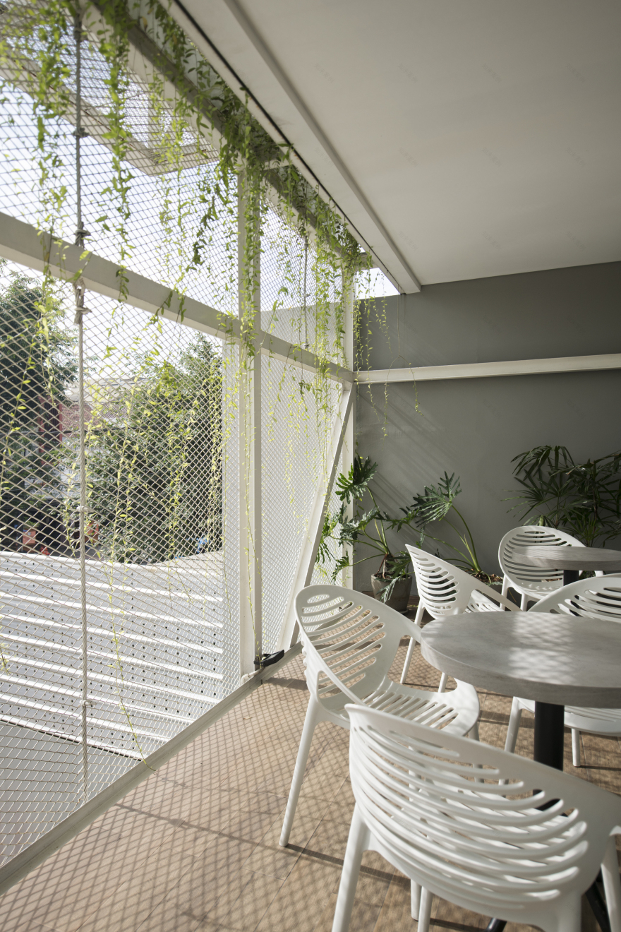 Lenora Hotel / RDMA-16