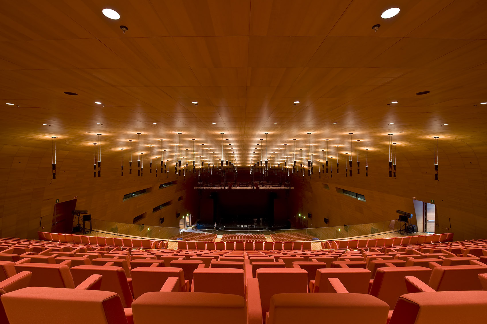 新罗马EUR会议中心和酒店 & “云” / FUKSAS-131