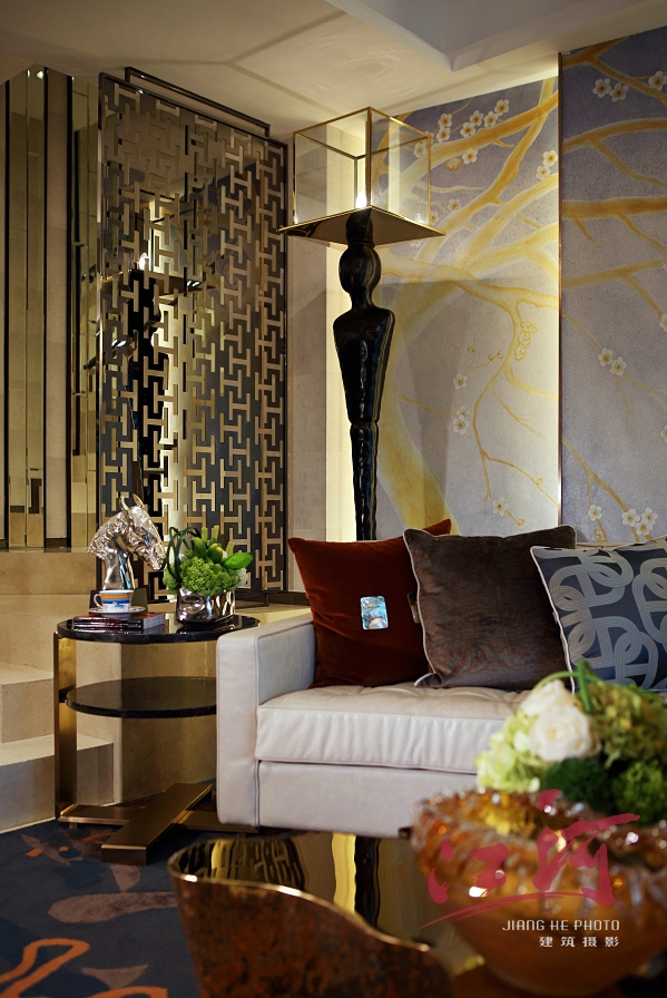 中海九号公馆现代简约样板间-4