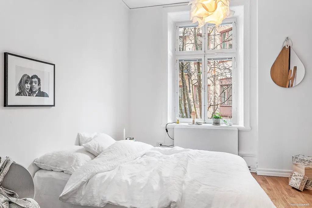 瑞典灰白经典公寓 | 温馨宁静的现代设计-14