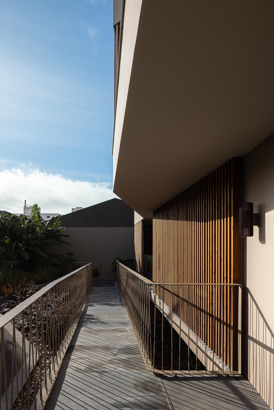 ERNESTO DO CANTO住宅区丨葡萄牙蓬塔德尔加达丨BOX arquitectos-160