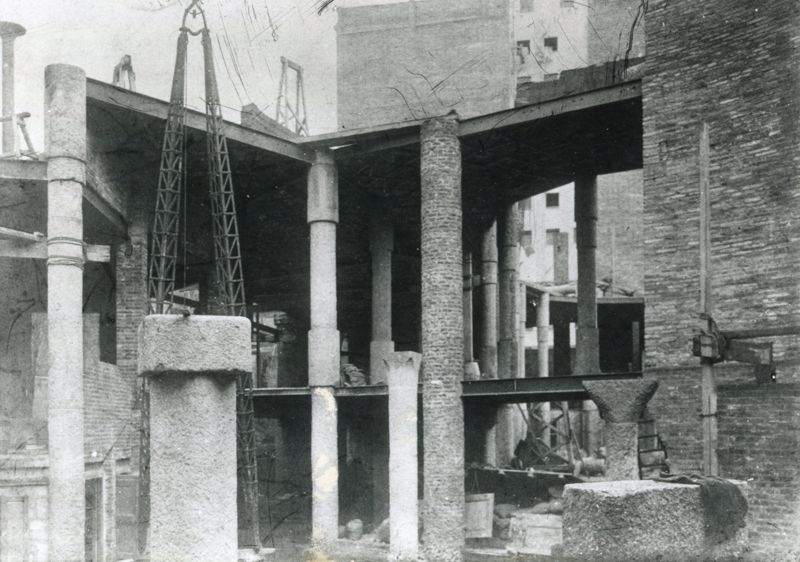 Casa Milà（米拉之家,又名“采石场”）丨西班牙巴塞罗那丨Antoni Gaudí i Cornet（安东尼·高迪）等-31