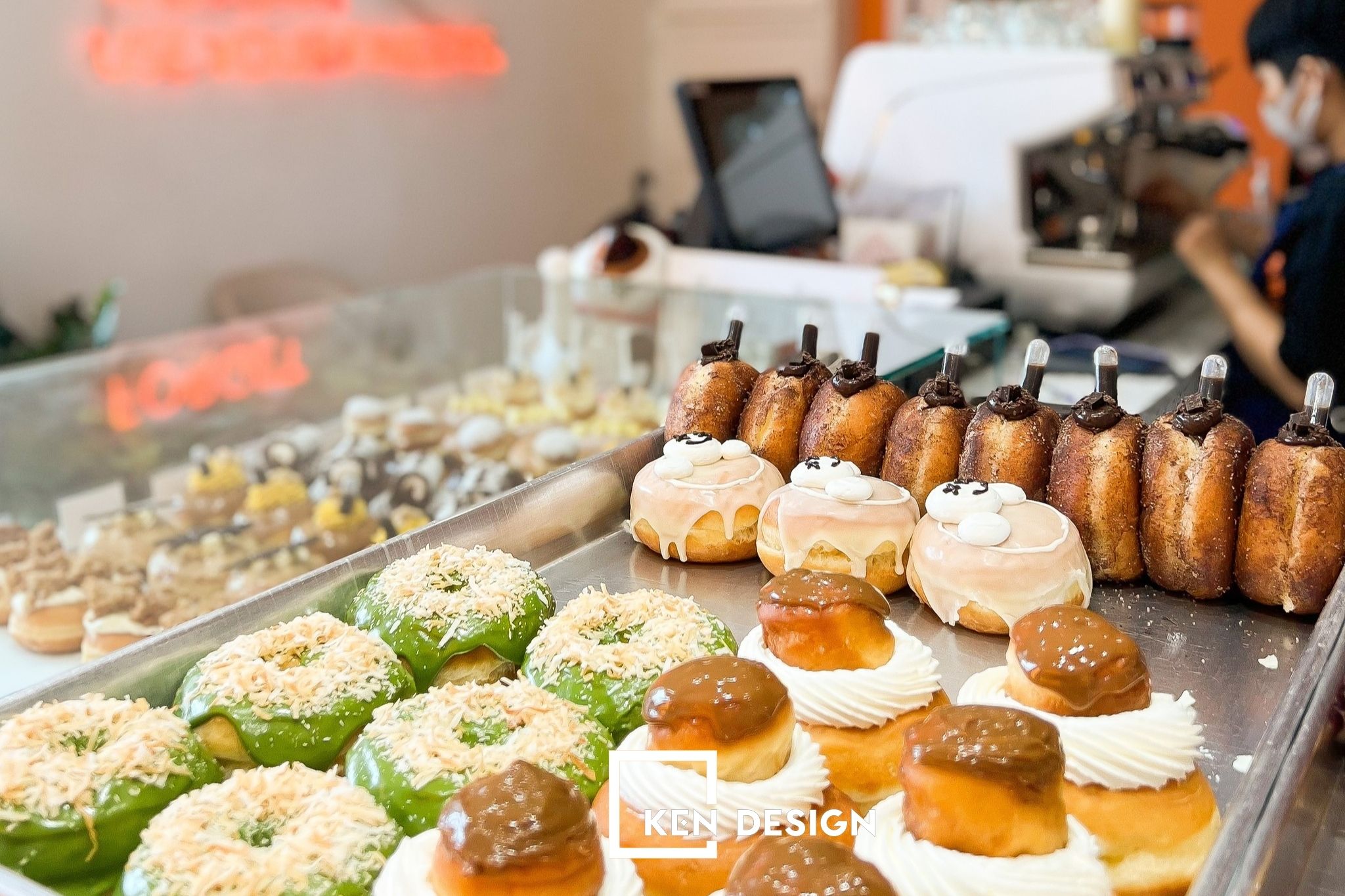 Dosh Doughtnut & Coffee设计丨越南胡志明市-75