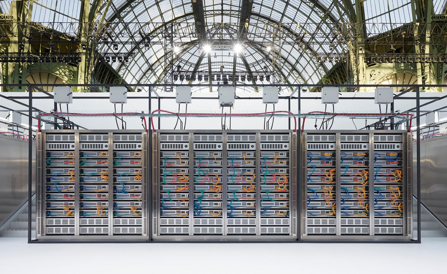 时尚盛宴 | 2017 春夏时装周秀场室内设计亮点-5