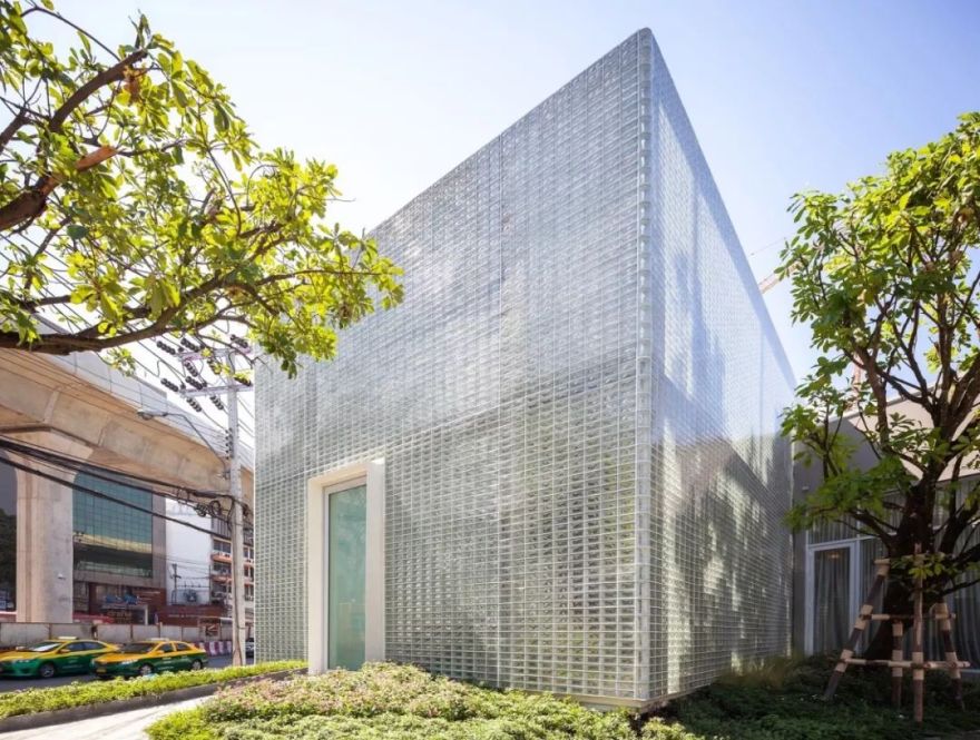 泰国玻璃打造的售楼中心-13