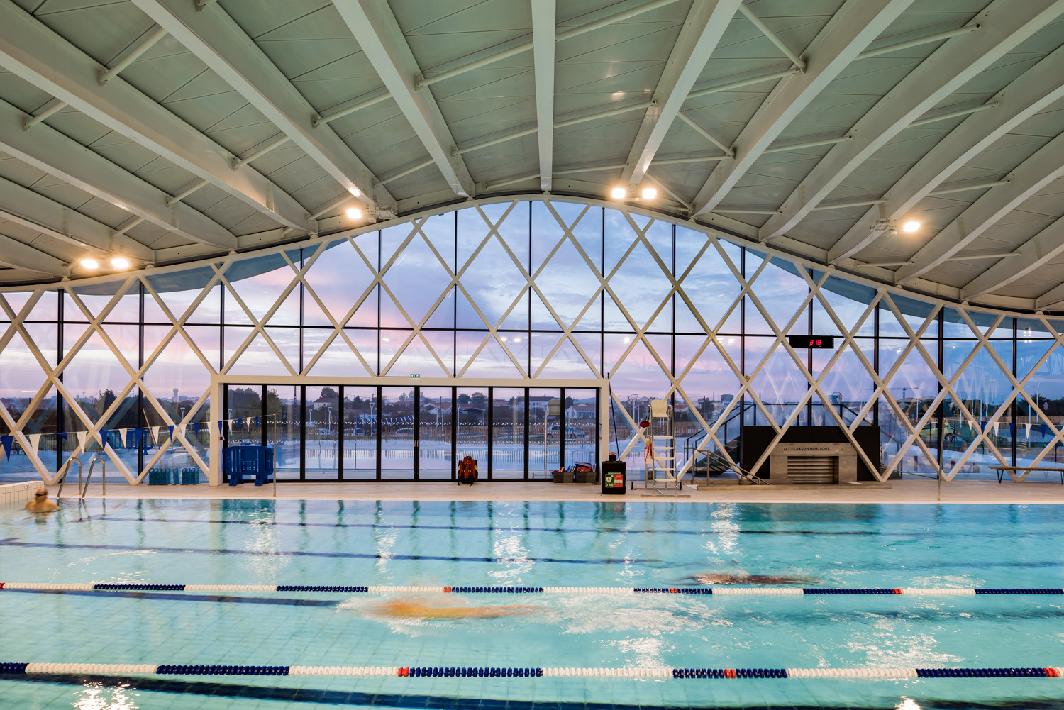 体育馆丨MultiplexeAquatique-10