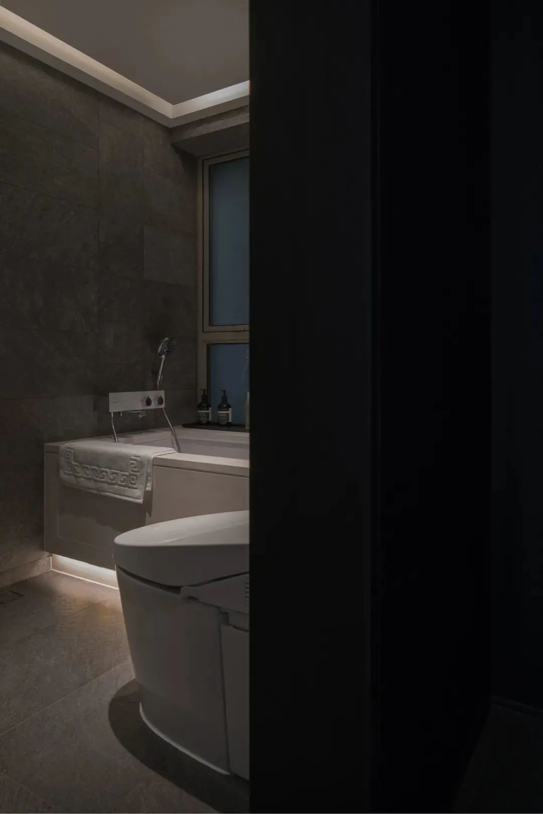 上海静安150平现代极简住宅设计丨中国上海丨无格（上海）设计咨询有限公司-77