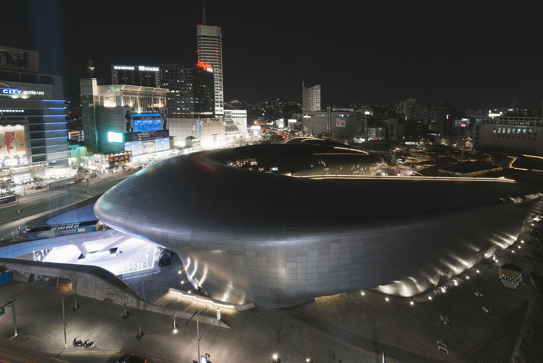 东大门设计广场丨韩国首尔丨Zaha Hadid Architects-15
