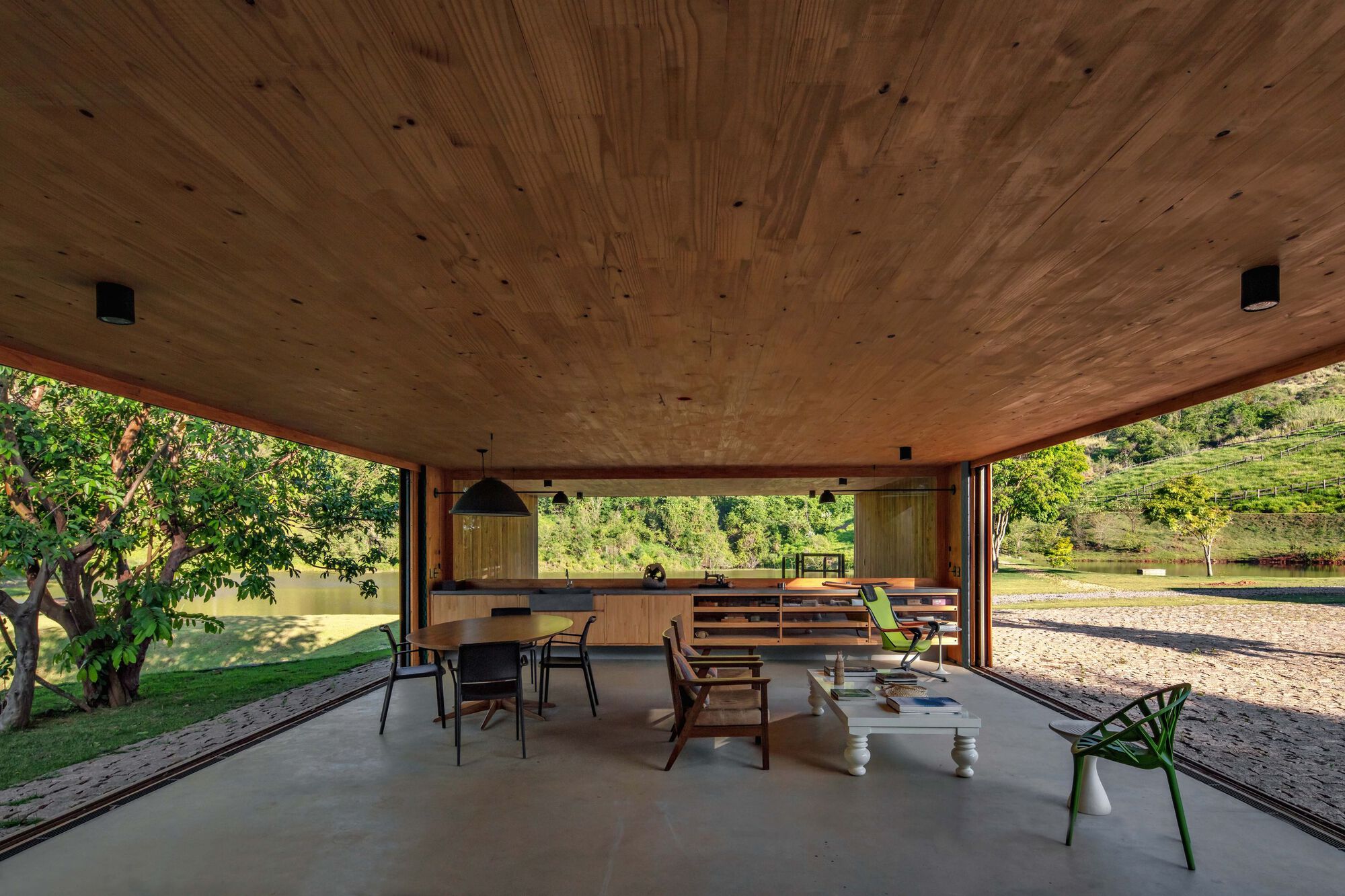 维斯塔阿莱格雷展馆丨巴西丨Terra Capobianco-17