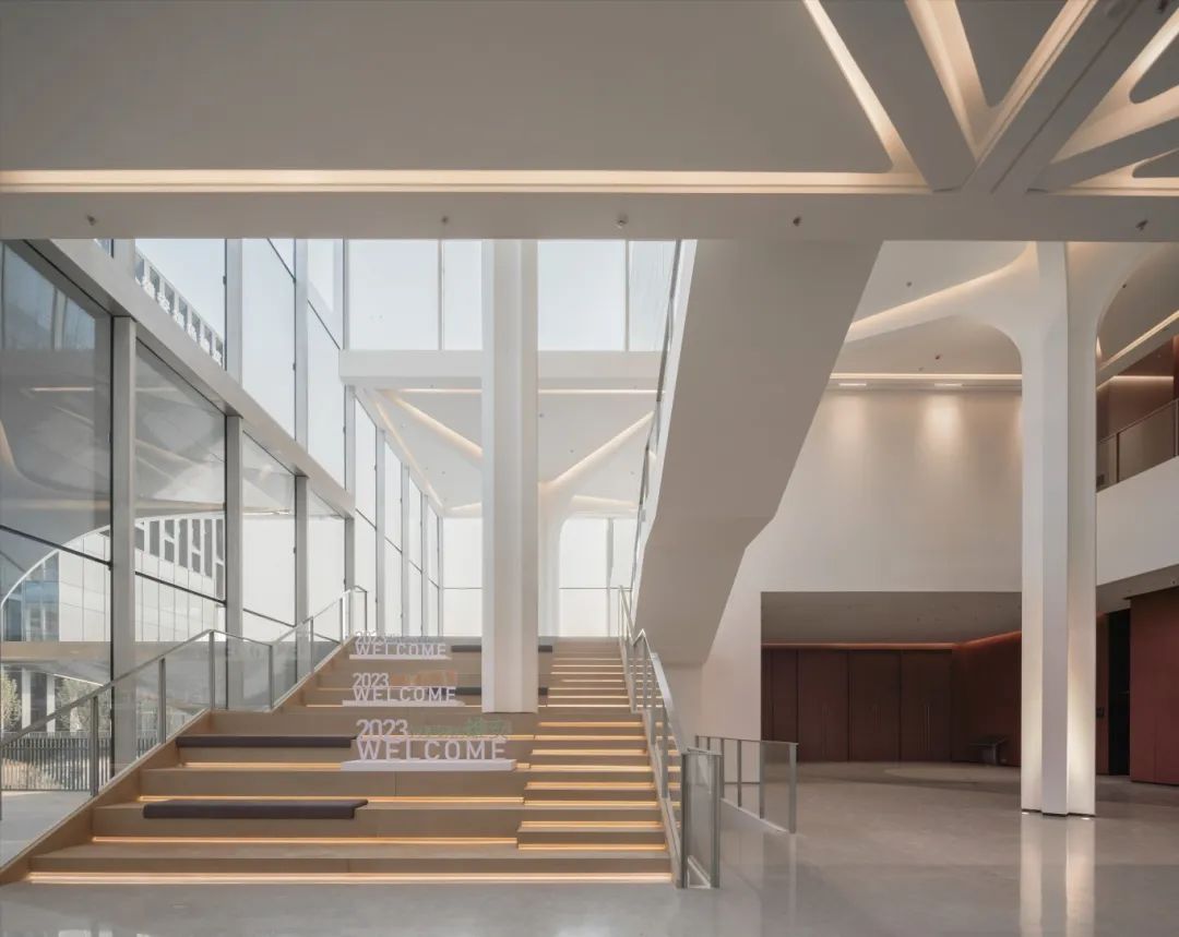 上音实验鹤壁分校图书馆室内丨中国鹤壁丨URBANUS 都市实践（北京）-45