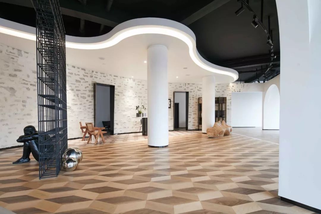 嘉兴大艺树地板旗舰店丨中国嘉兴丨金元门设计-4