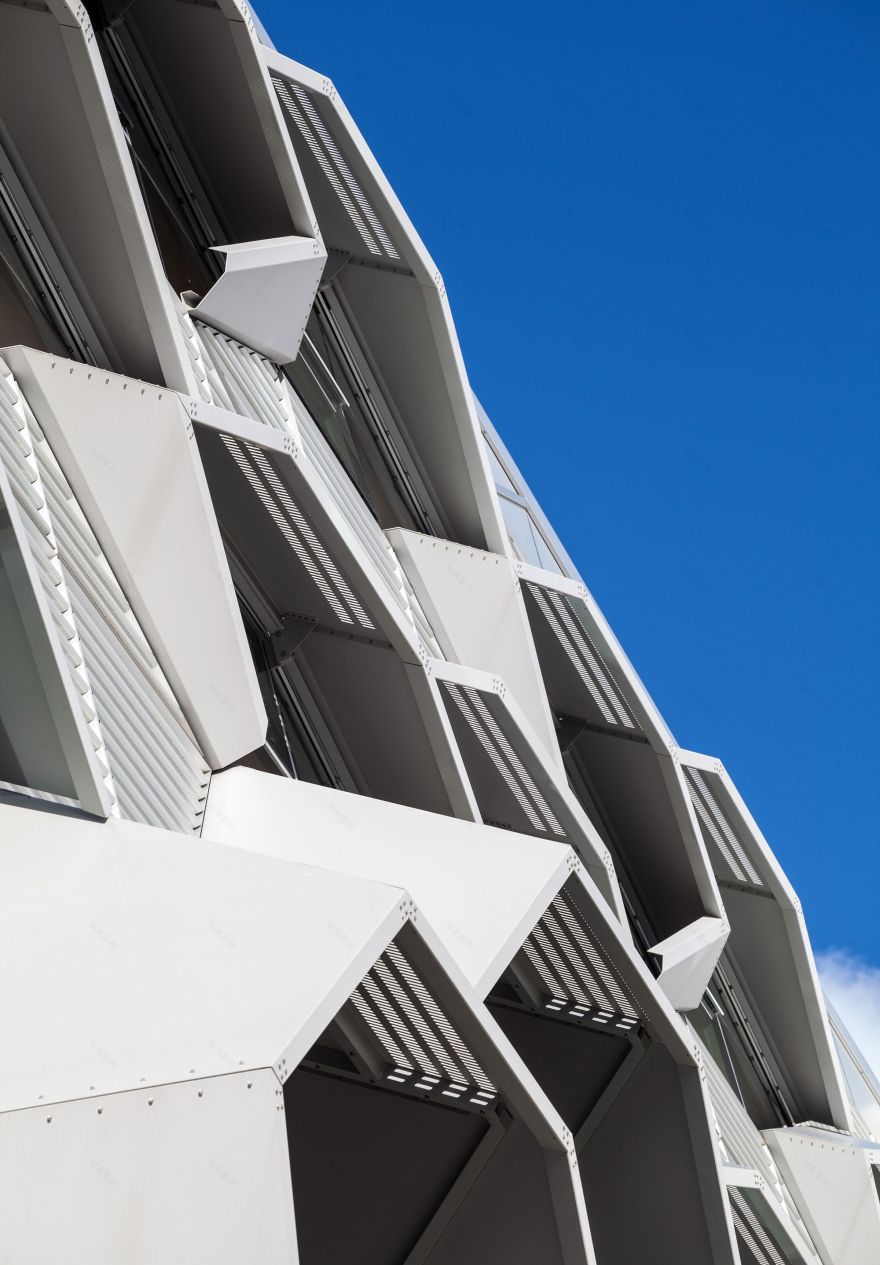 英国考文垂大学工程学院,灵活互动的空间设计-18