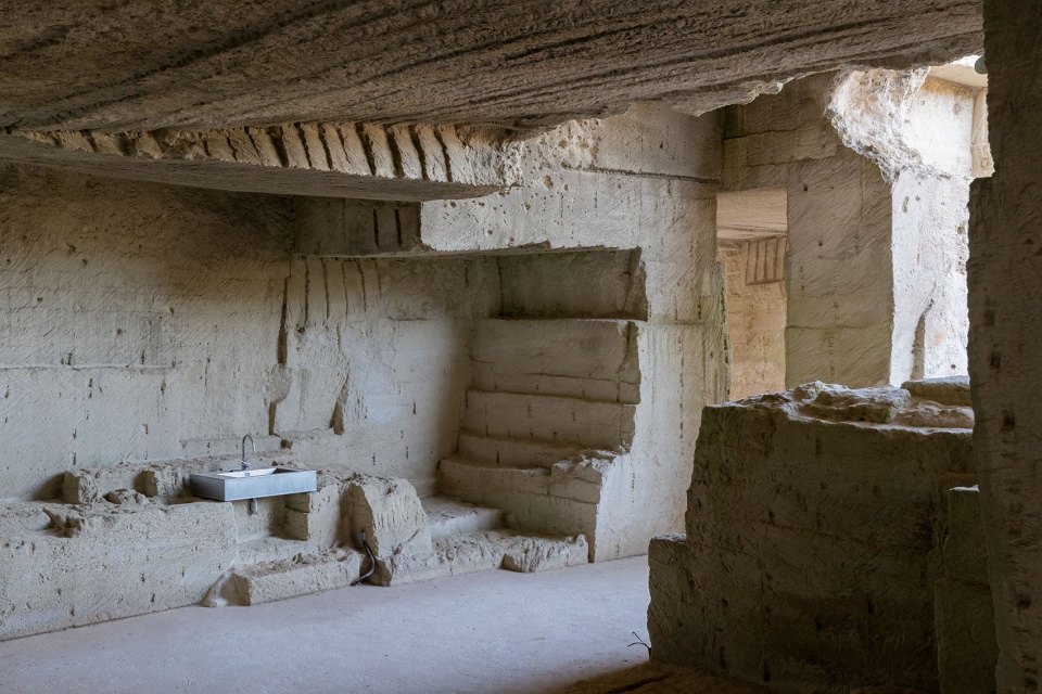 大地之屋 · 反向转译的洞穴住宅丨西班牙-34