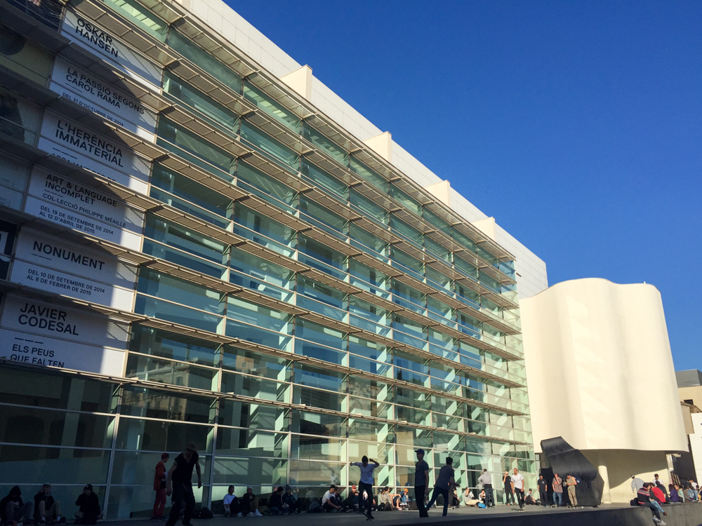 巴塞罗那现代美术馆丨理查德·迈耶-31