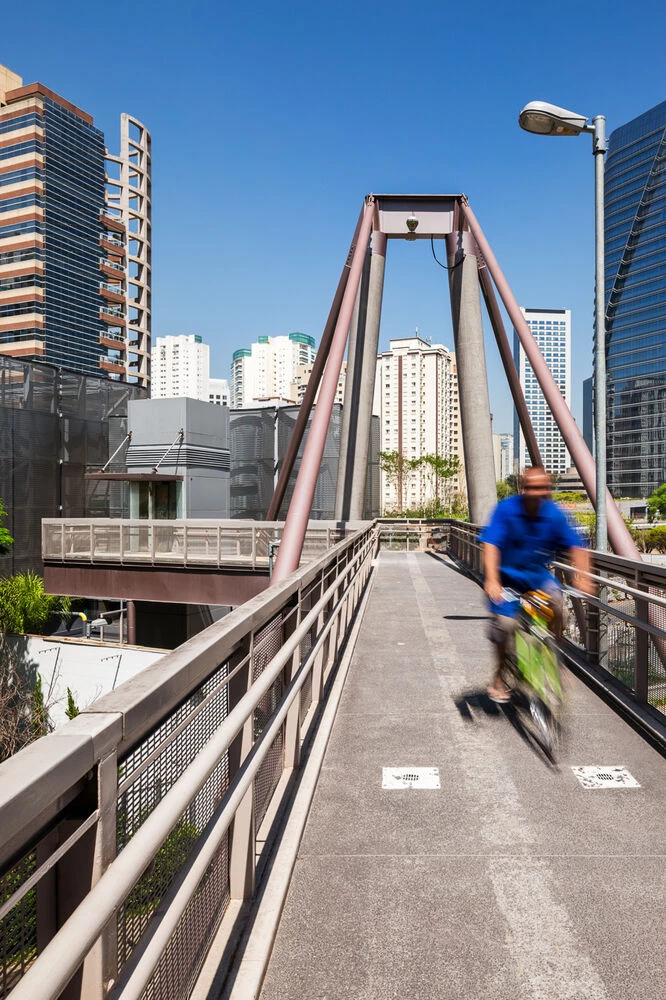 Marcelo Fromer 人行天桥丨巴西圣保罗丨Bacco Arquitetos Associados-8