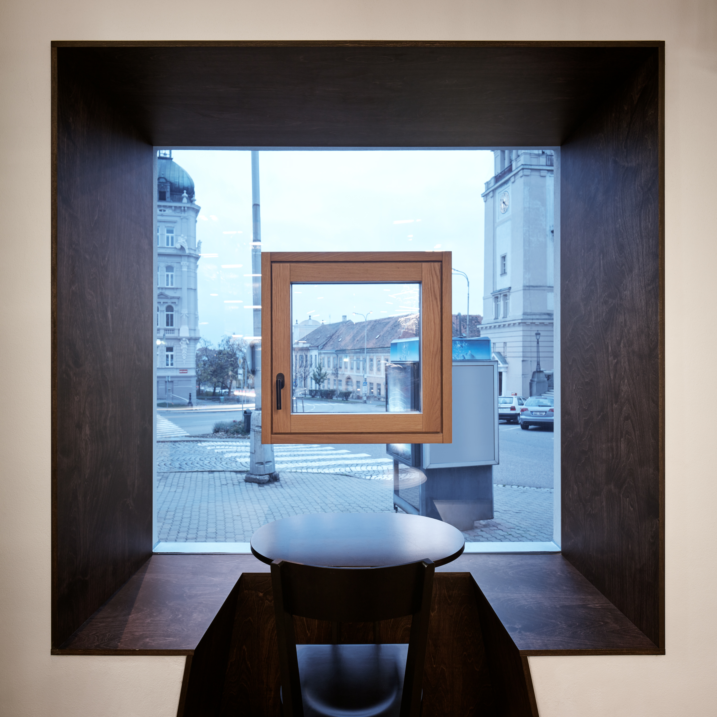 磷化镓，画廊和空间-9