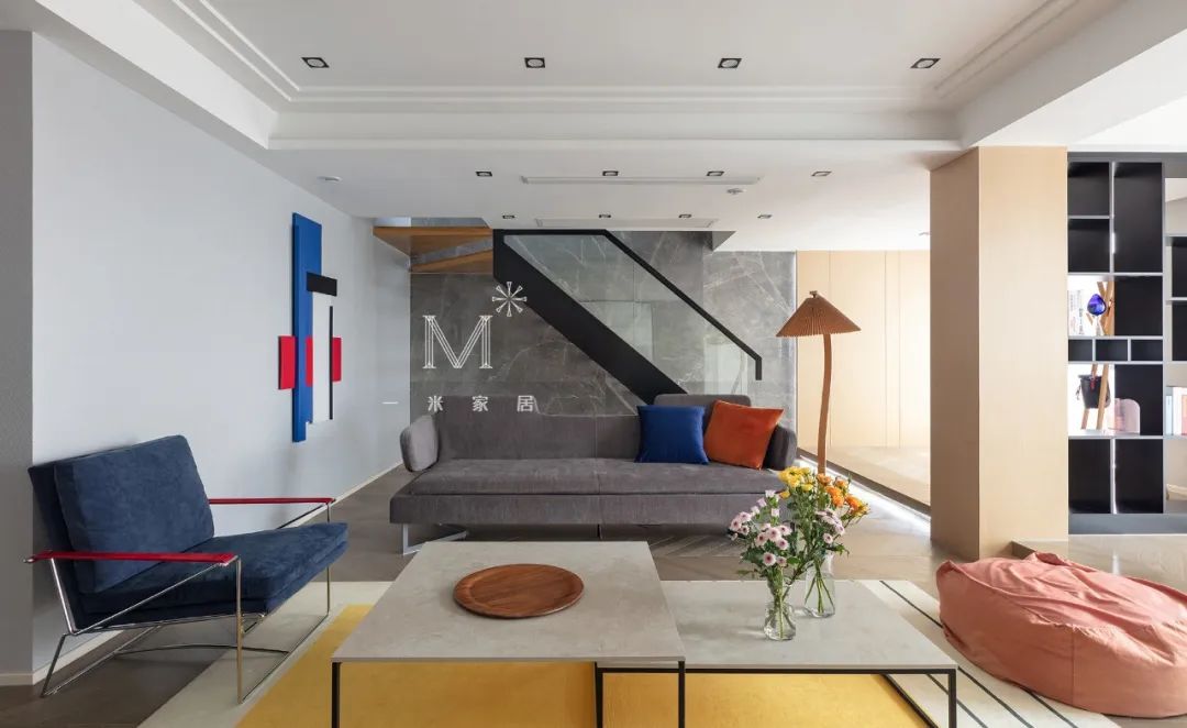 300 平顶层复式，现代北欧风格家居设计-16