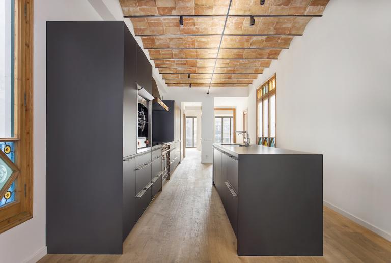 Fusió de passat i present en un pis de l'Eixample | vilablanch. Estudi d'arquitectura interior a Barcelona. Projectes de restauració, clau en mà i per a promotores.-7