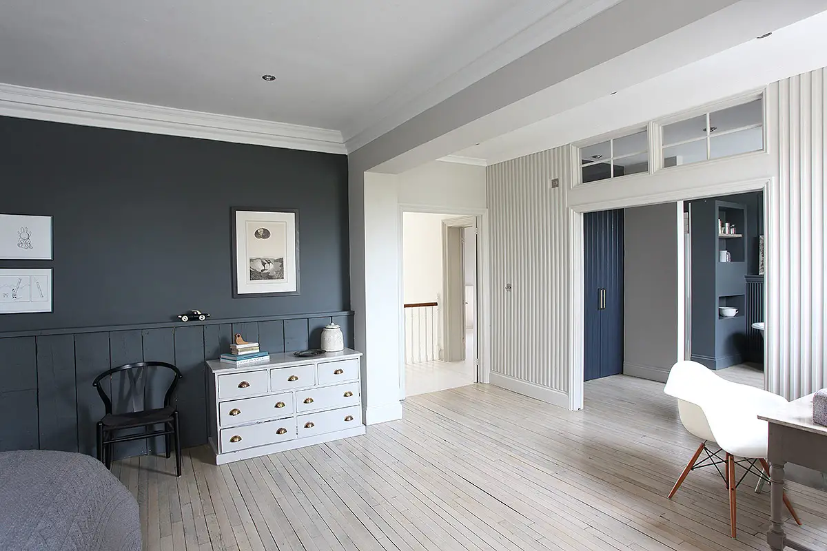 伦敦明亮当代风格别墅设计-26