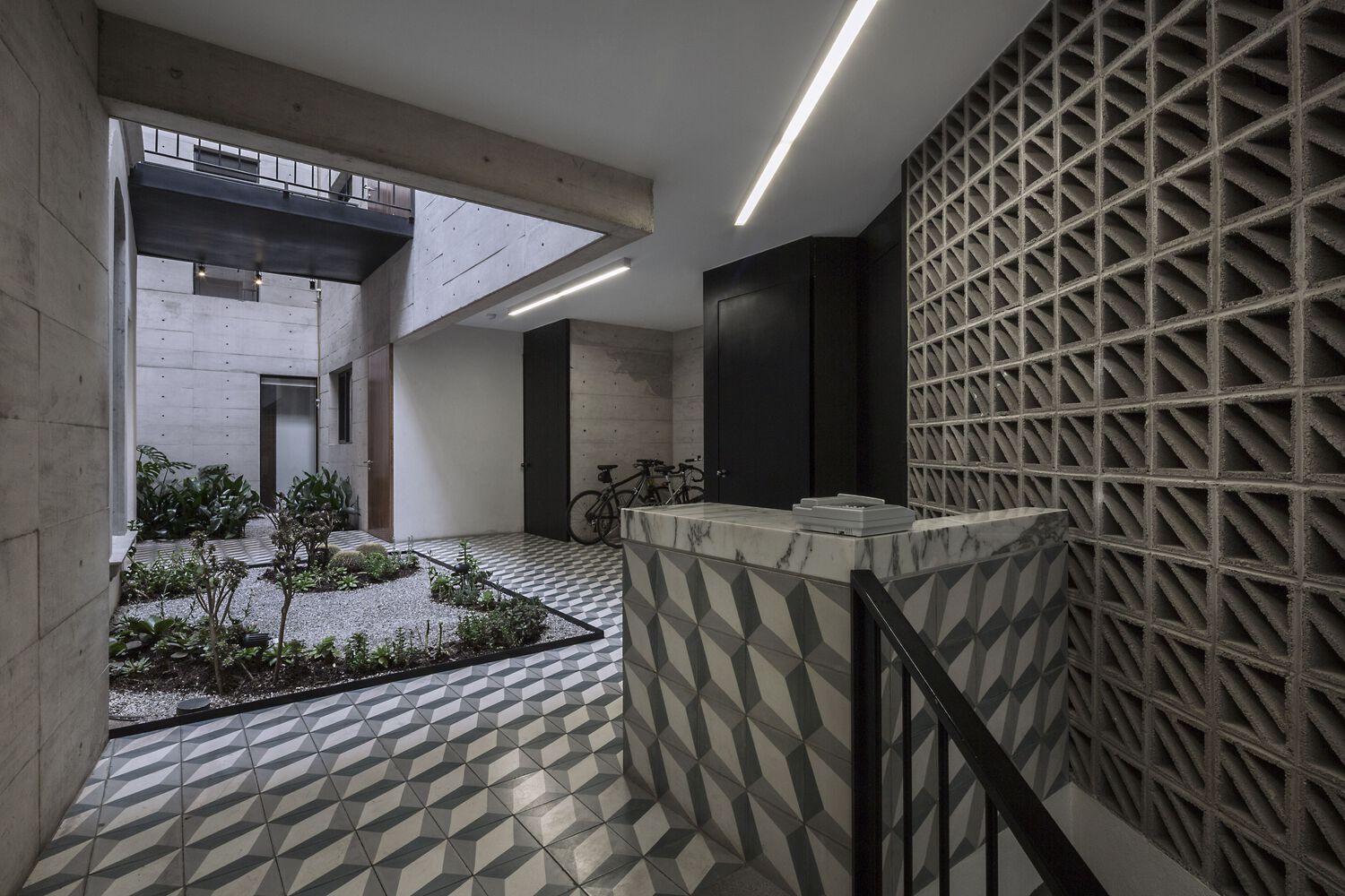 墨西哥莫雷利亚 4 号公寓楼丨Quintanilla Arquitectos-30