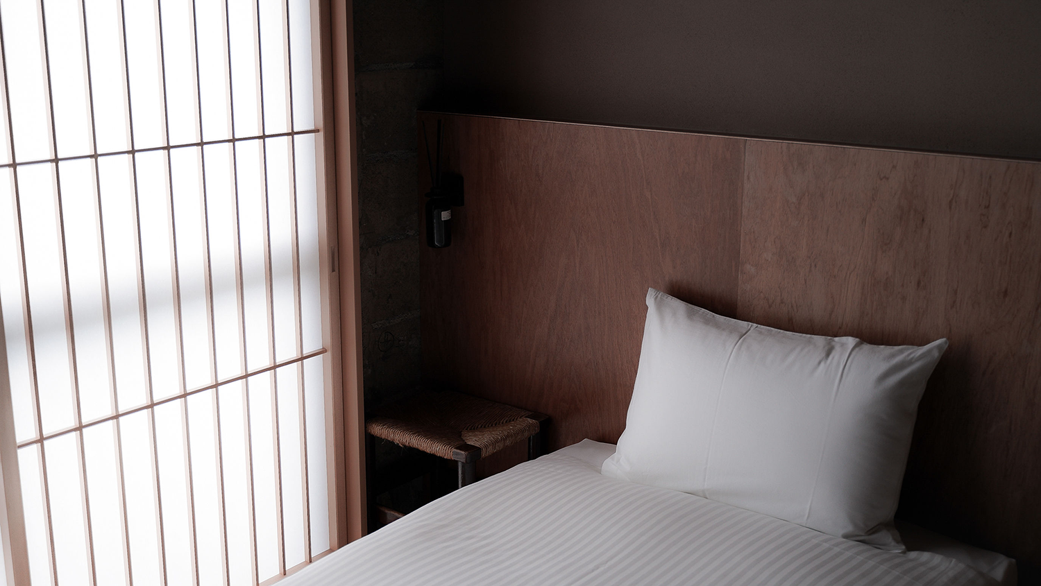 日本冲绳日式旅馆|静谧之境,在地之美丨LIBLES HOUSE 和 goemon-74